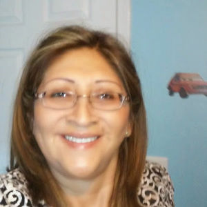 Meet your Posher, Dina